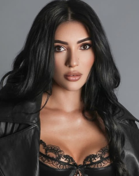 kelly-Brunette
